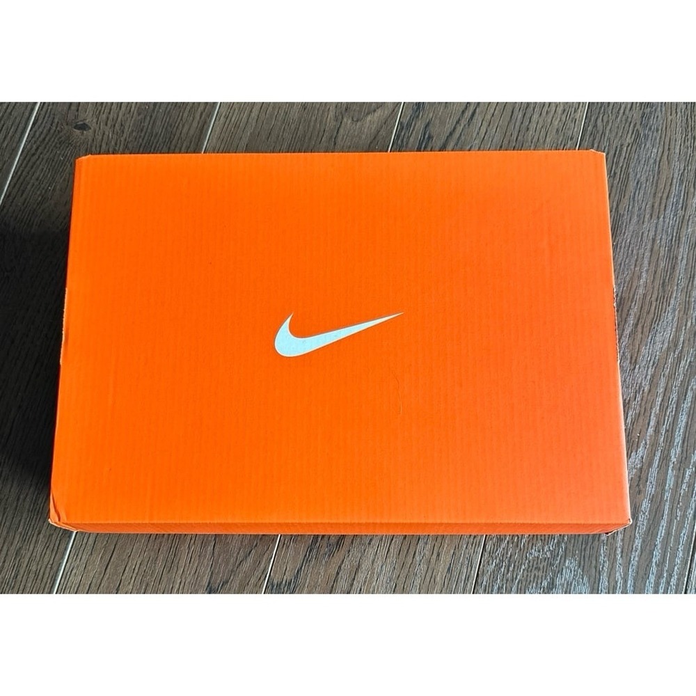 Nike‎ Air empty shoe box